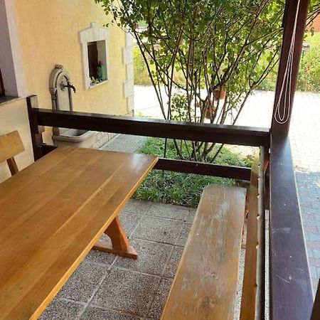 Room In Otocac Helena 外观 照片